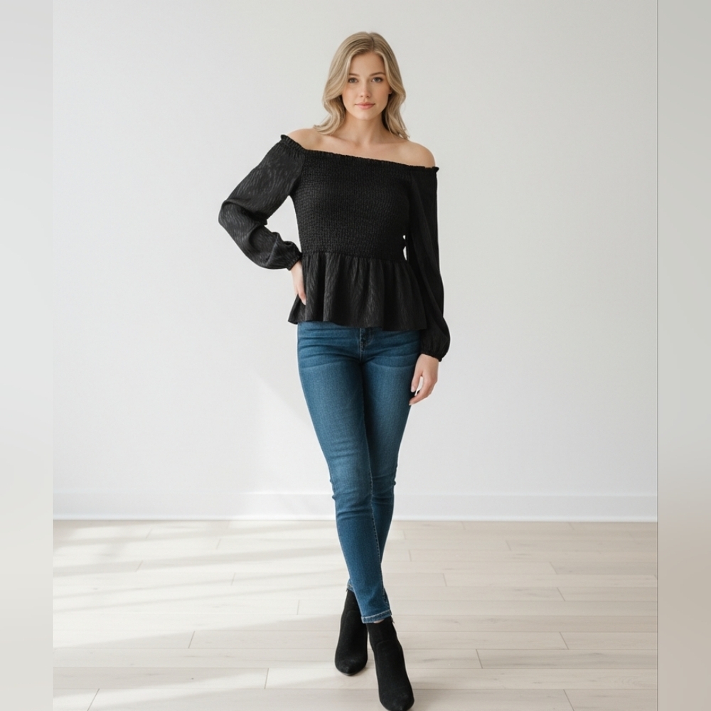 NWT Michael Kors Elegant Black Smocked Top Women's Size Medium